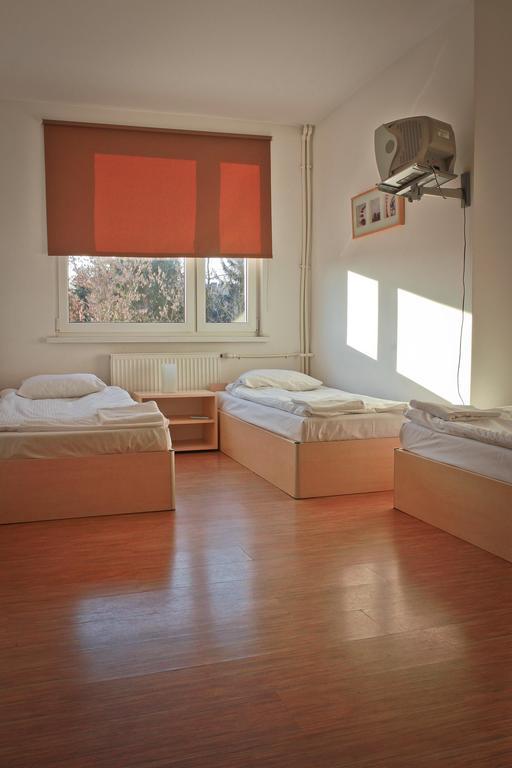 Hostel24 Bed&Breakfast Bydgoszcz Room photo