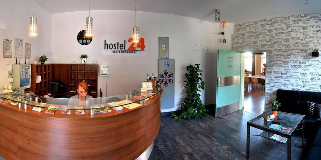 Hostel24 Bed&Breakfast Bydgoszcz Exterior photo